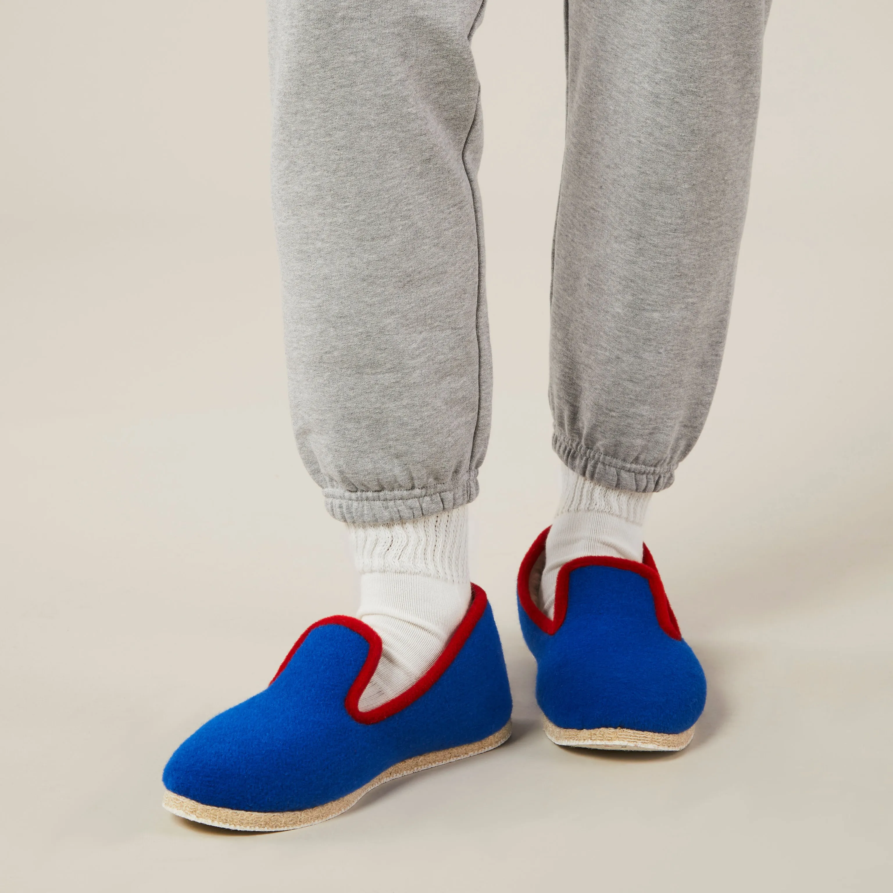 Charentaise Wool Slippers - Blue/ Red