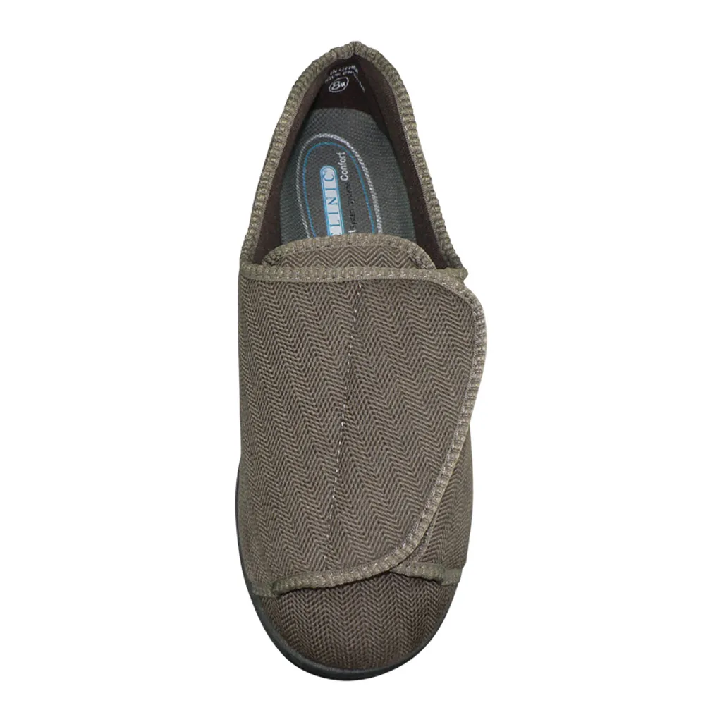 CLINIC Comfort System Men’s Clinic Slipper, Brown, 8