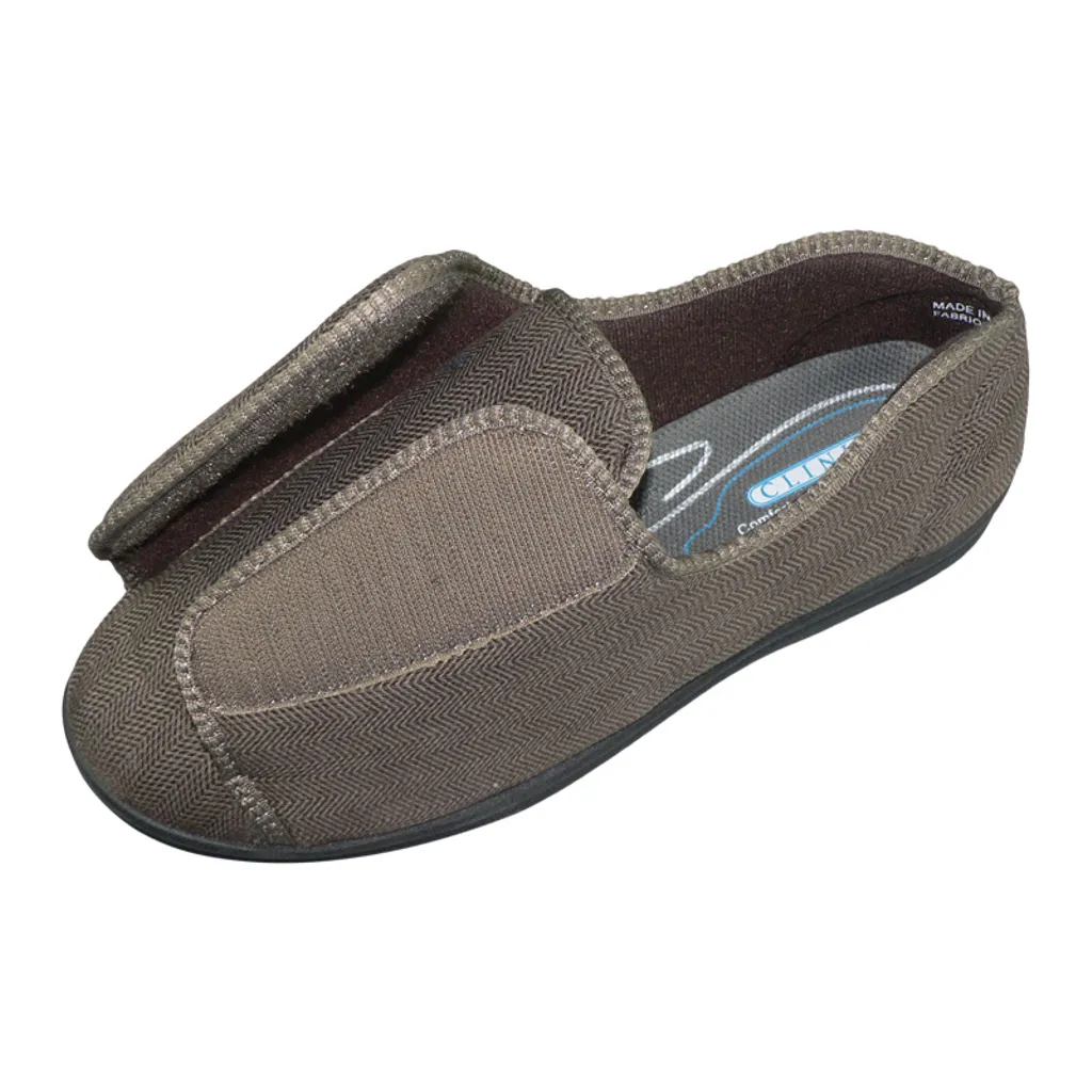 CLINIC Comfort System Men’s Clinic Slipper, Brown, 8
