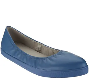 Lori Goldstein Collection Slip On Leather Flat with Elastic