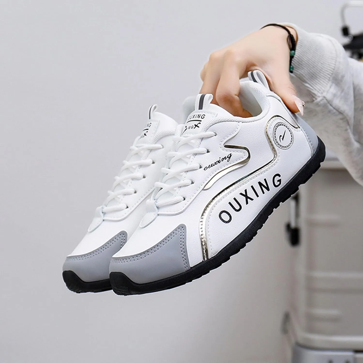 Slip on Walking Shoes Women Comfy Knitted Non Slip Arch Support Running Shoes Breathable Gym Workout Shoes Ladies 2024 Fashion Sneakers