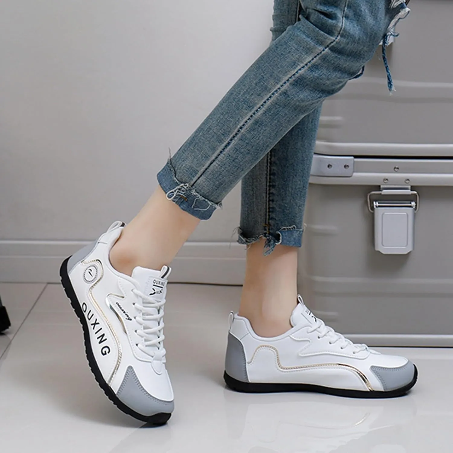 Slip on Walking Shoes Women Comfy Knitted Non Slip Arch Support Running Shoes Breathable Gym Workout Shoes Ladies 2024 Fashion Sneakers