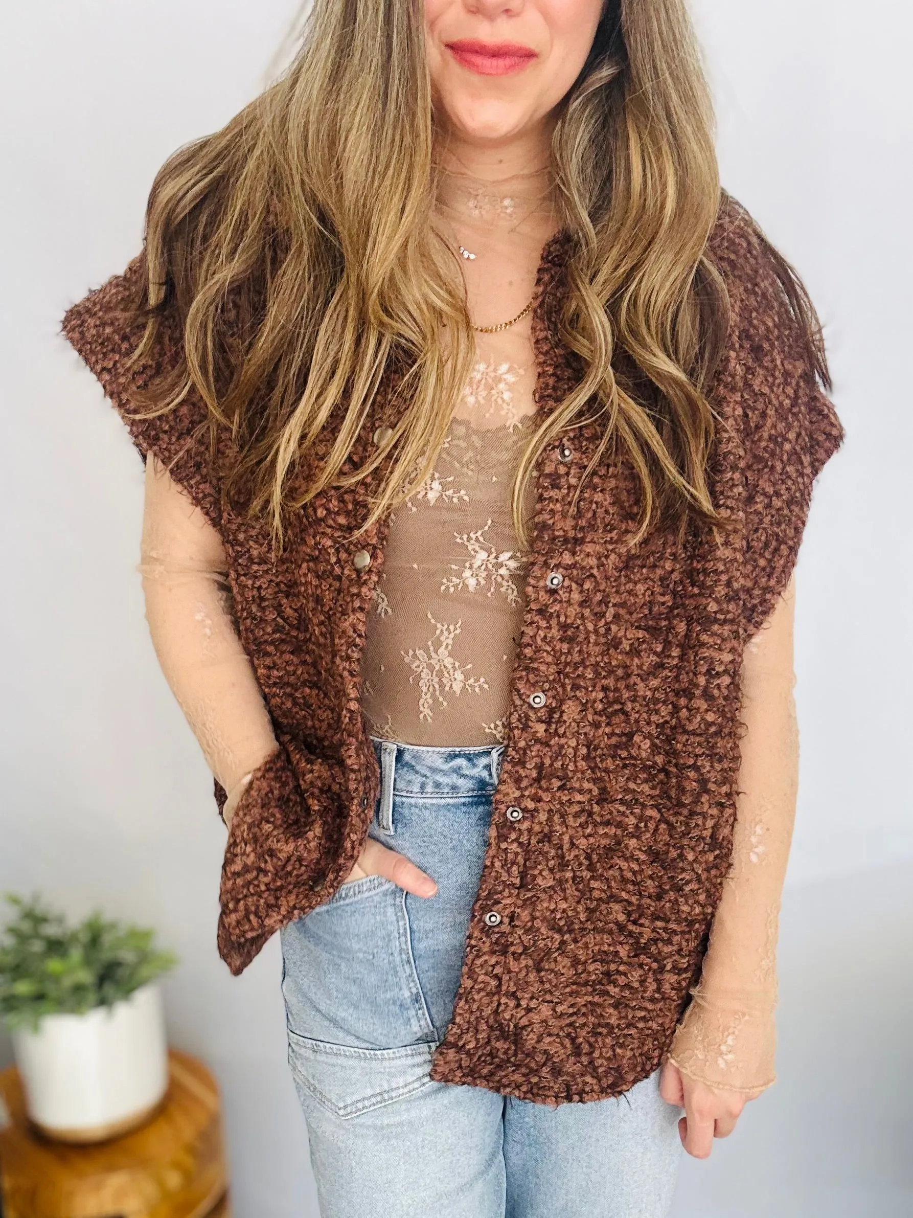 Textured Bouclé Sleeveless Button-Down Shirt Jacket