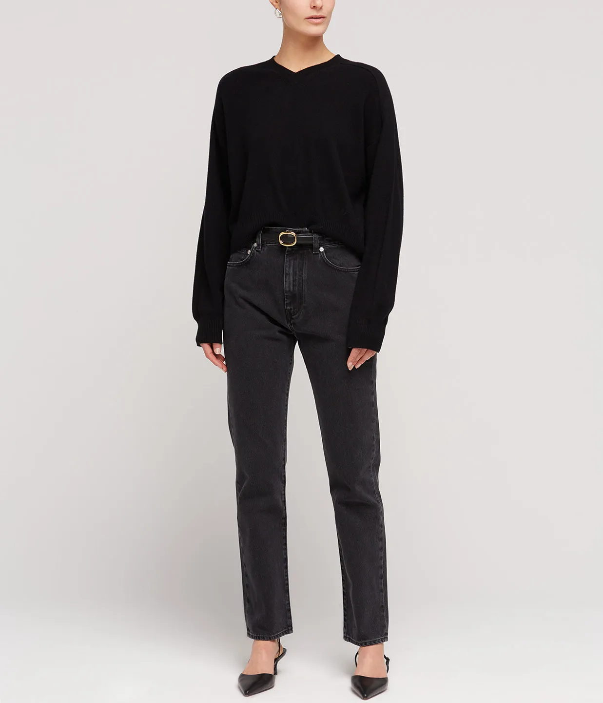 Wular Straight Denim Pants in Washed Grey